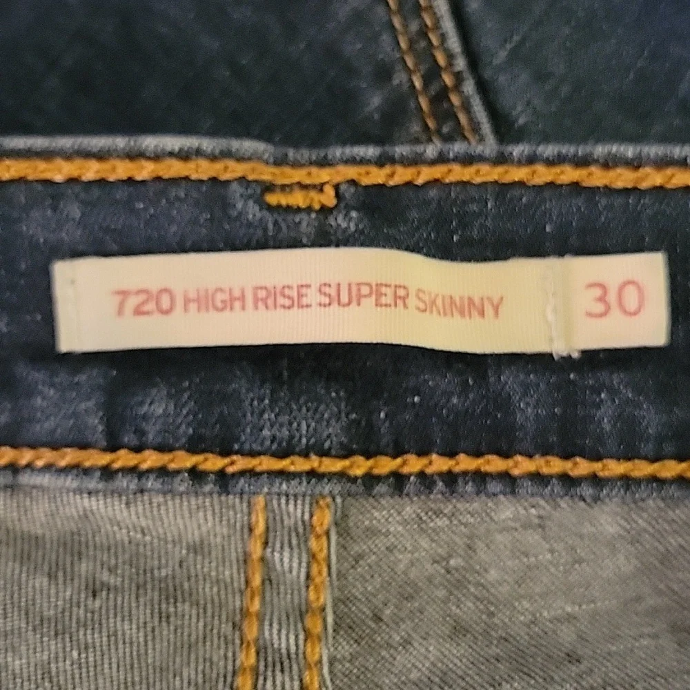 Levi's 720 high rise super skinny blue jeans classic 5 pocket size 30 excellent…